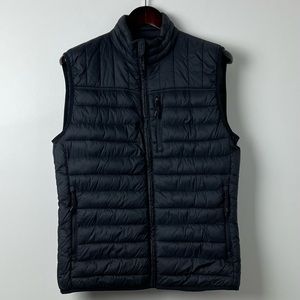 GAP Men's Black Cold Control Puffer Style Vest Size Small full zip